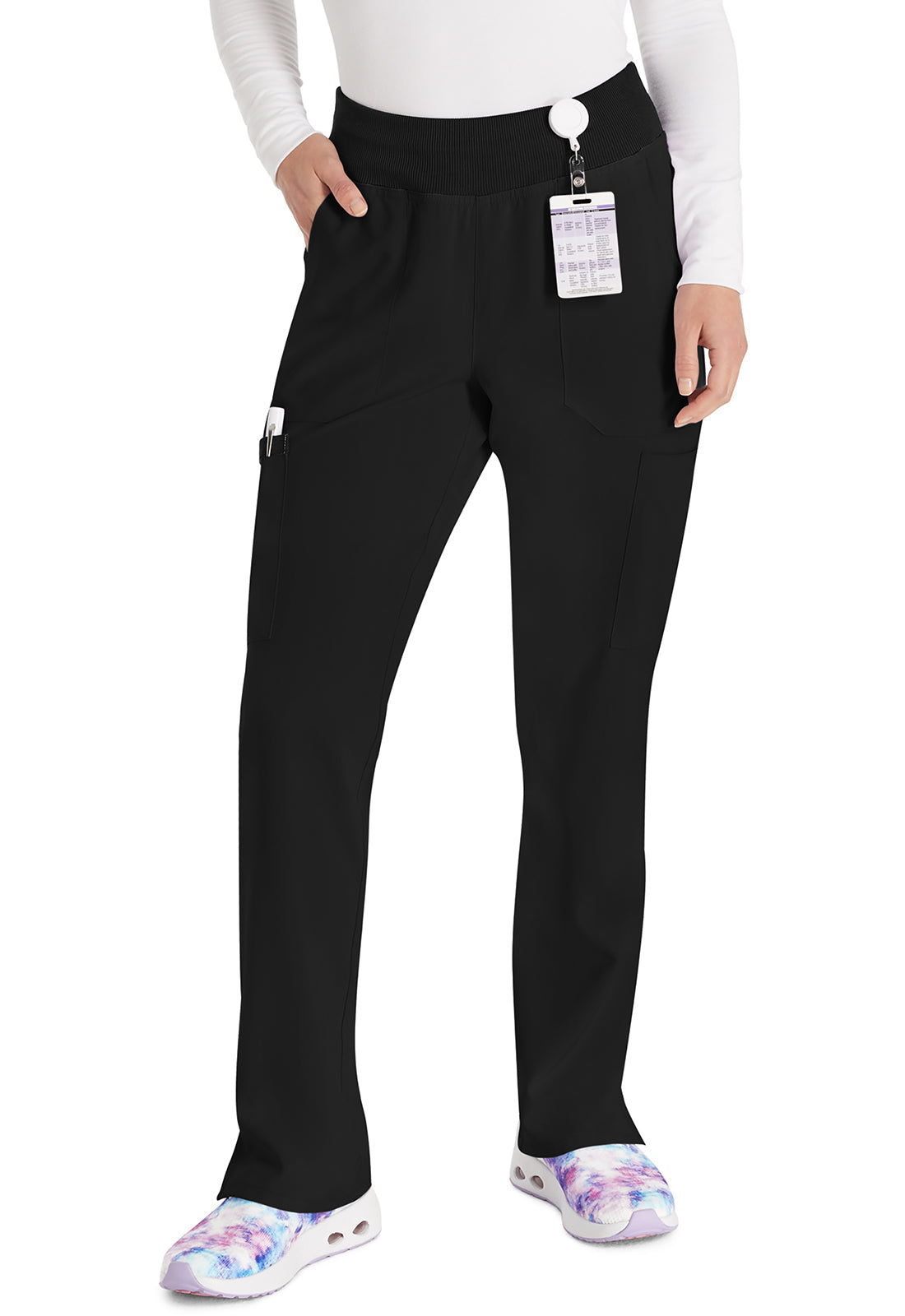 Women's Natural Rise Tapered Leg Pull-On Pant - Black