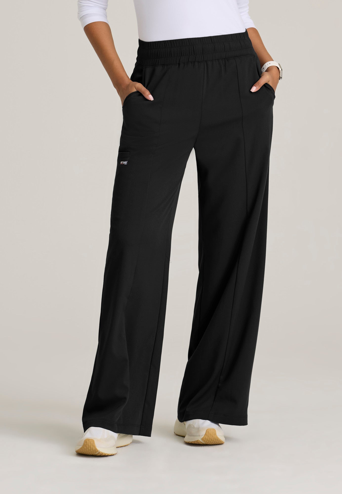 Emerson Pant - Black - Jen's Scrubs