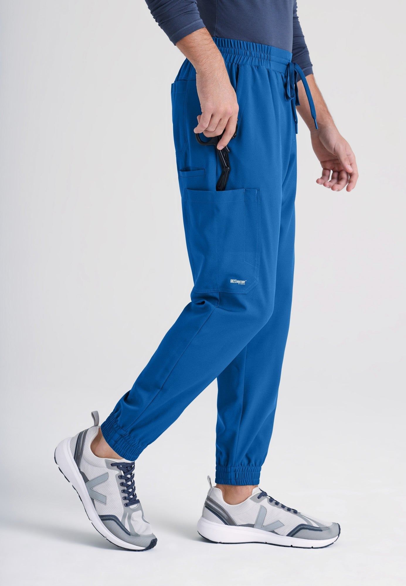 Voyager Jogger - New Royal - Jen's Scrubs