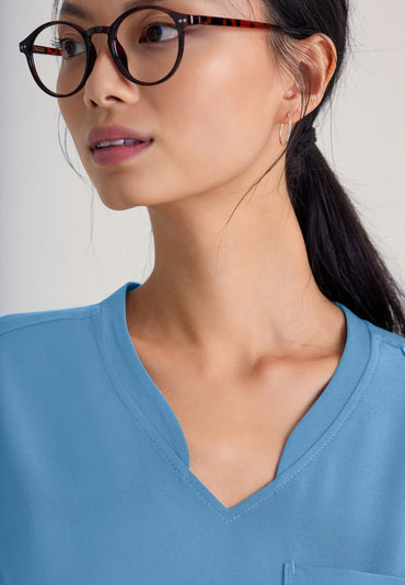 Sway Tuck-In Top - Ciel Blue - Jen's Scrubs