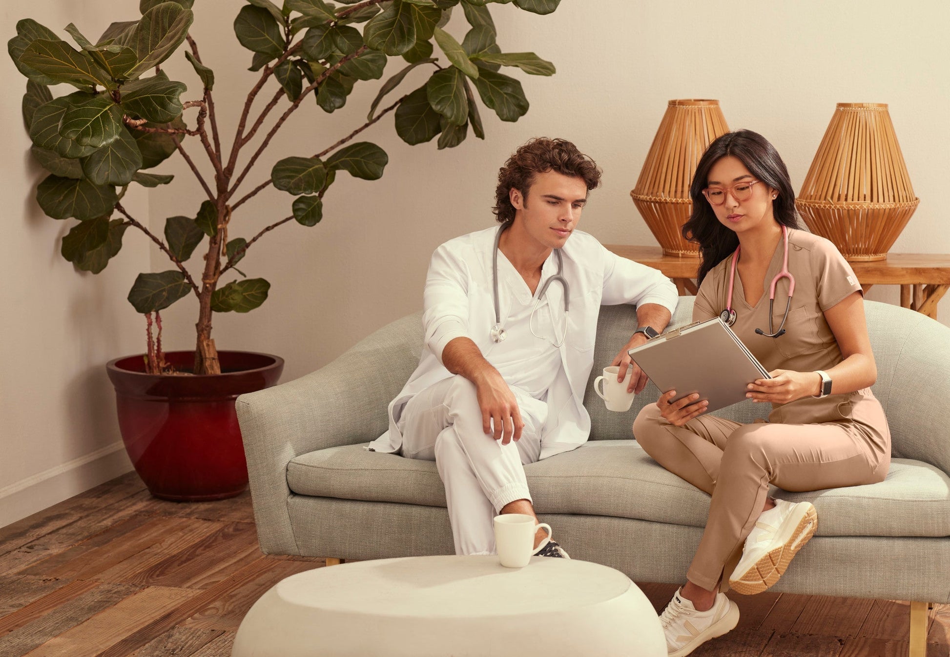 Voyager Jogger - Hunter Green - Jen's Scrubs