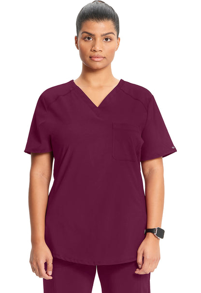 Women's Tuckable V-Neck Top - Wine