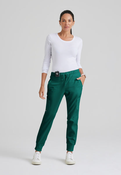Kira Jogger - Hunter Green - Jen's Scrubs