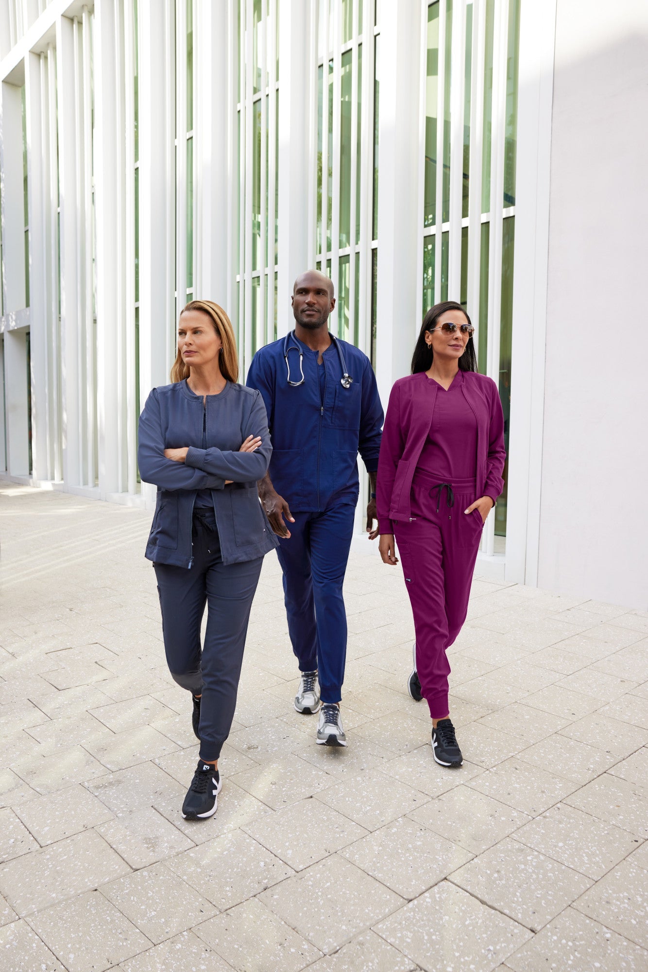 Murphy Jogger - White - Jen's Scrubs