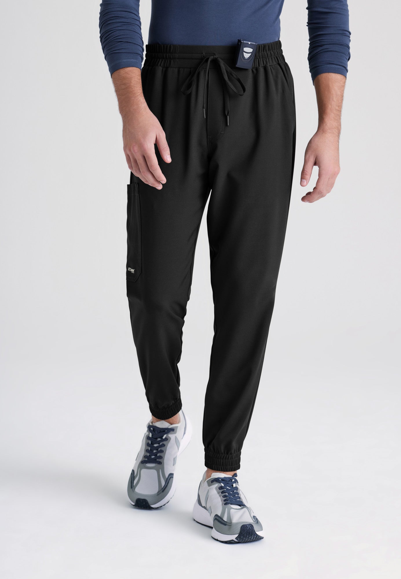 Voyager Jogger - Black - Jen's Scrubs