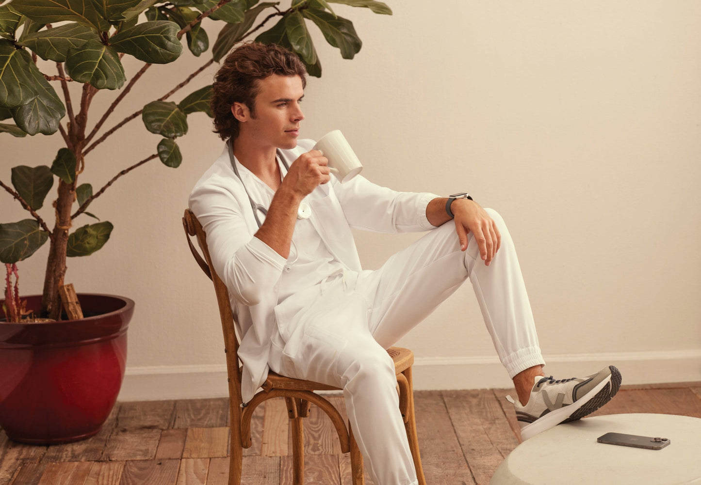 Voyager Jogger - White - Jen's Scrubs