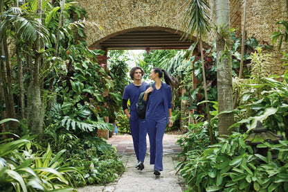 Voyager Jogger - Indigo - Jen's Scrubs