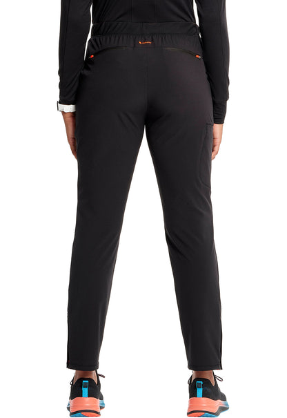 Women's Mid Rise Pull-on Tapered Leg Cargo Pant  - Black
