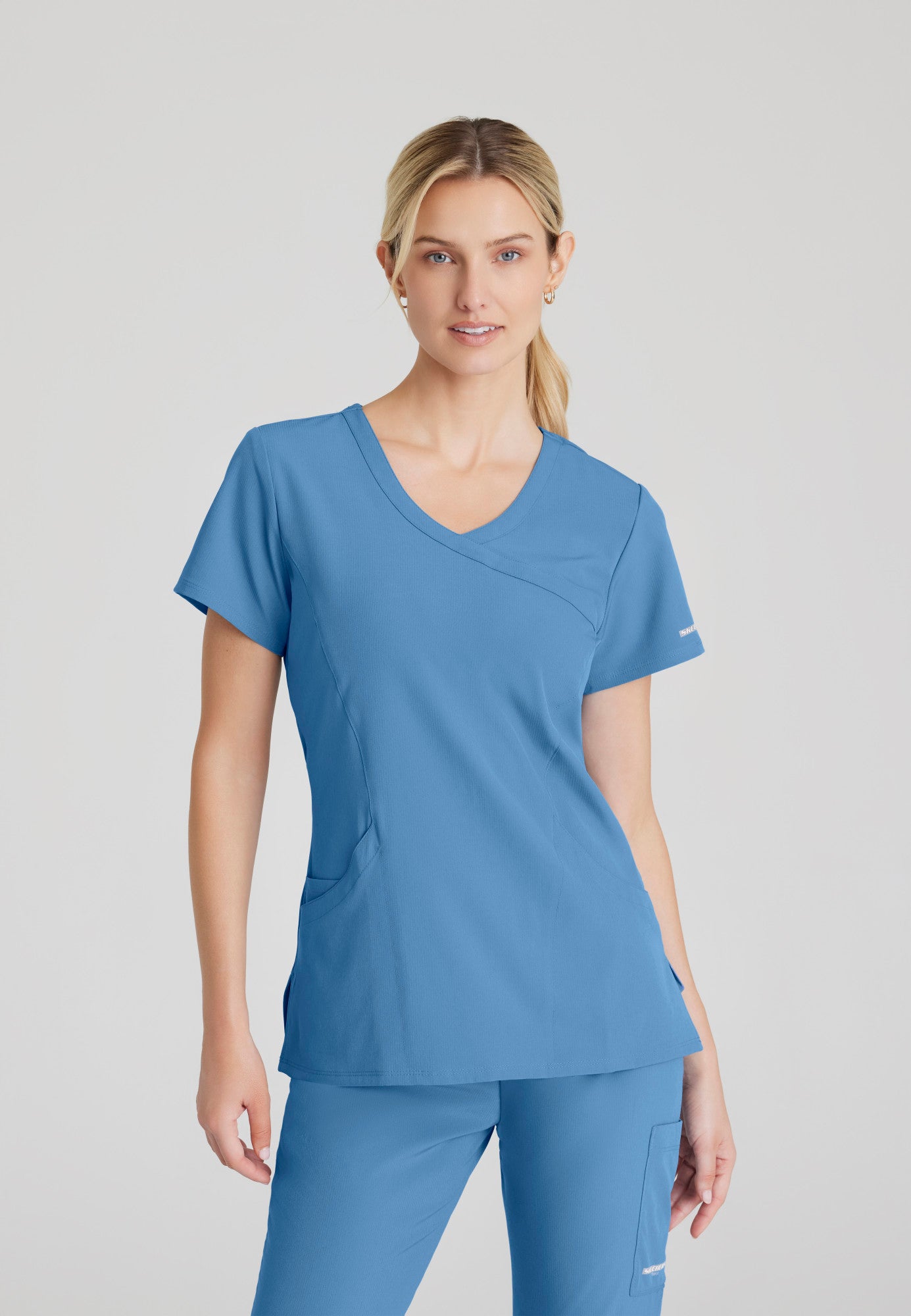 Reliance Top - Ciel Blue - Jen's Scrubs