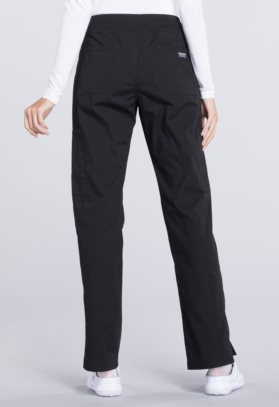 Women's Mid Rise Straight Leg Pull-on Cargo Pant - Black