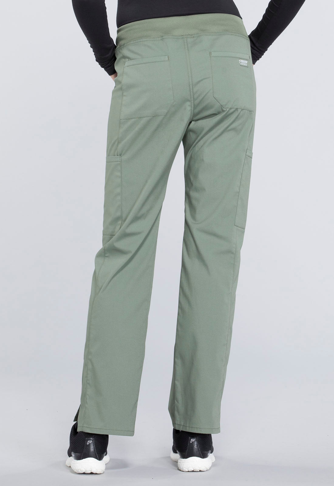 Women's Mid Rise Straight Leg Pull-on Cargo Pant - Olive