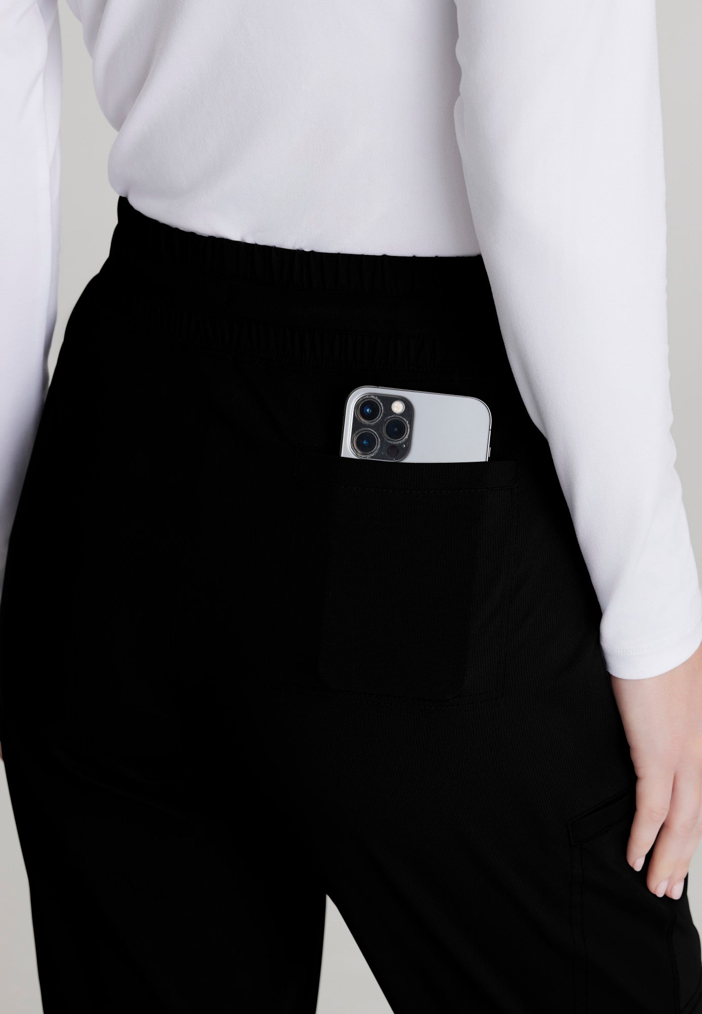 Reach Knit Pant - Black - Jen's Scrubs