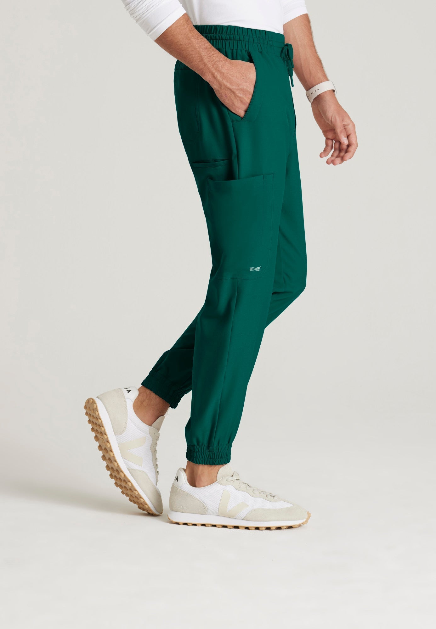 Voyager Jogger - Hunter Green - Jen's Scrubs