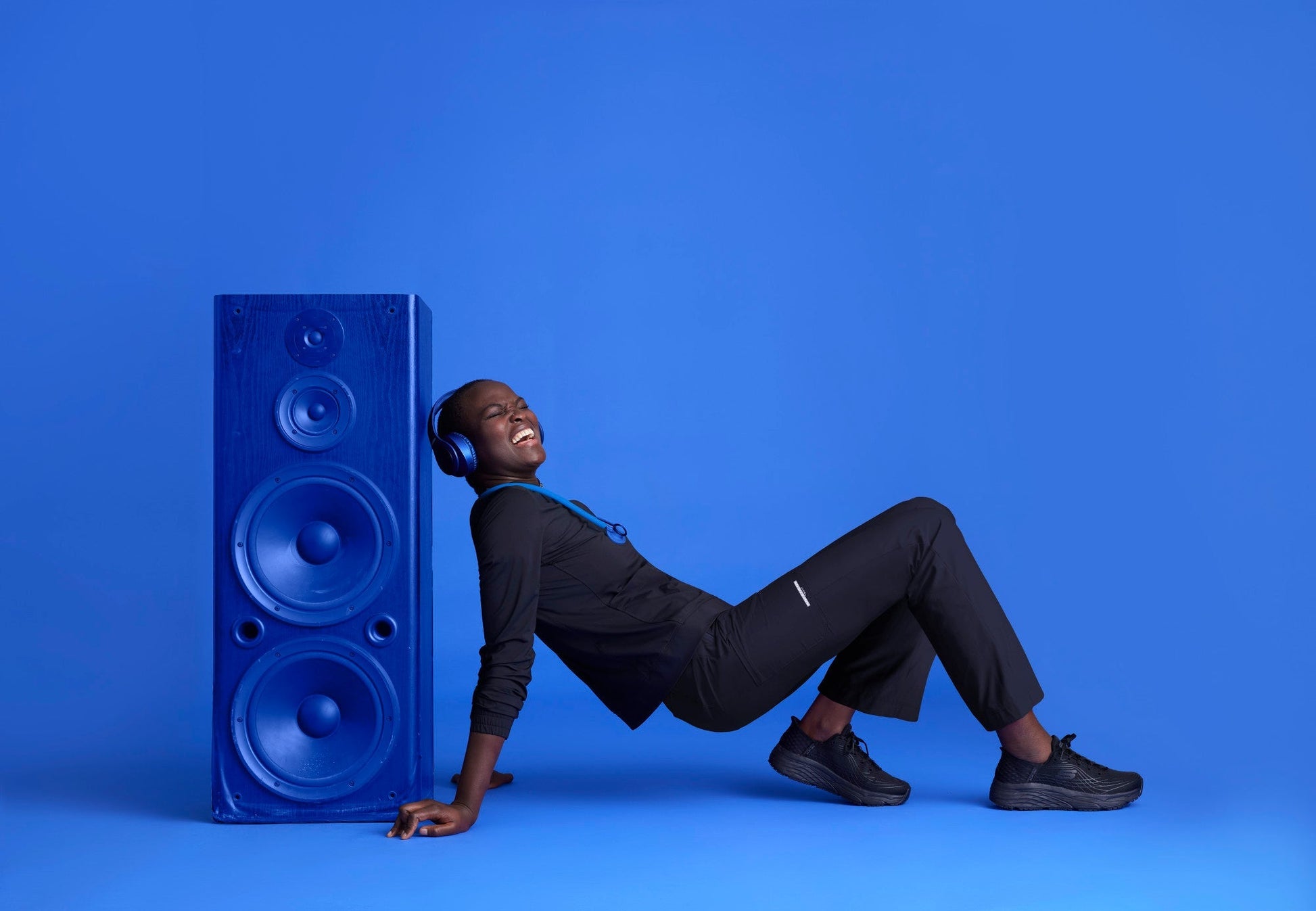 Contour Knit Warm-Up - Black - Jen's Scrubs